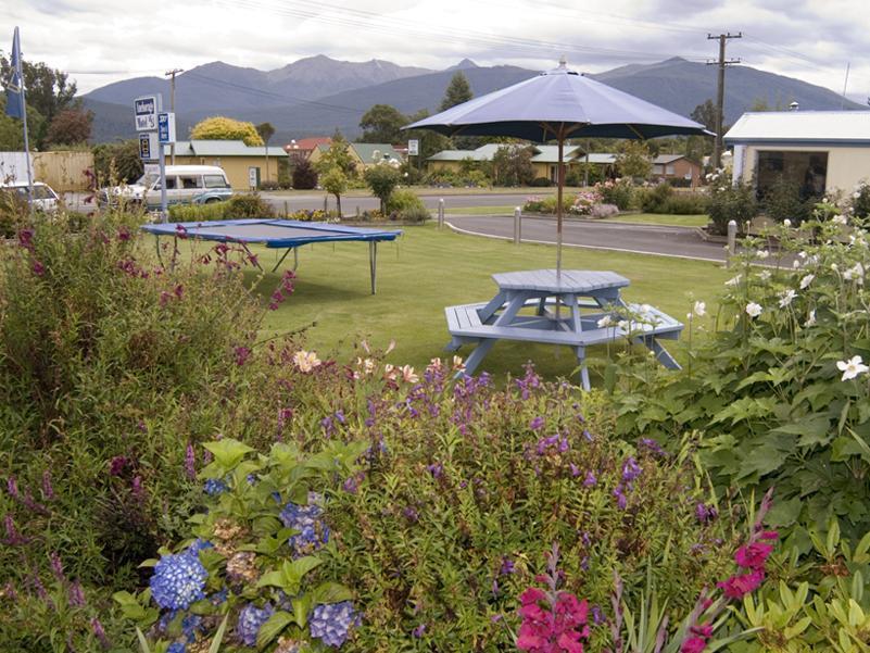 Anchorage Motel Apartments Te Anau Eksteriør billede