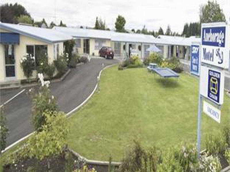 Anchorage Motel Apartments Te Anau Eksteriør billede